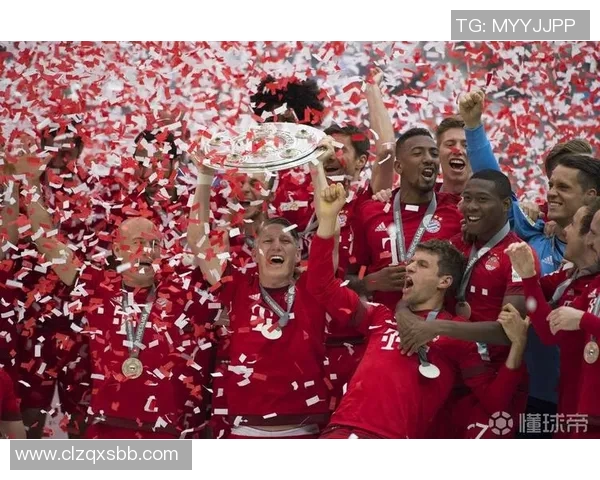 足球传奇施魏因施泰格签名卡珍藏版引发收藏热潮魅力不减