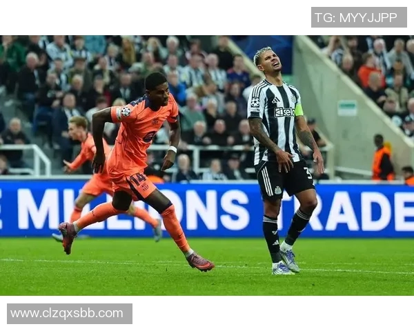 足球球星专访：从赛场到人生梦想的背后故事