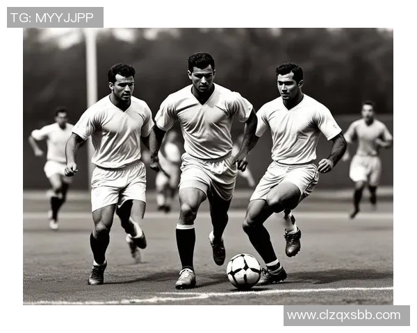 黑白画风下的足球传奇 球星与赛场的艺术碰撞